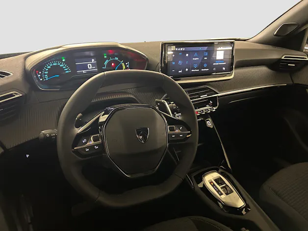 Peugeot 2008 1.2 Hybrid Style