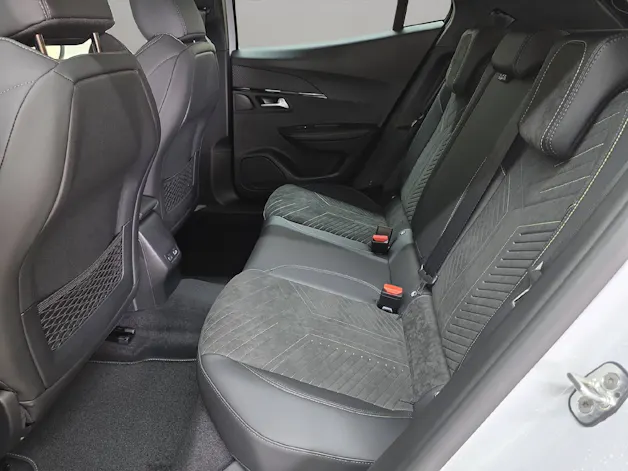 Peugeot 2008 1.2 PureTech 130 GT