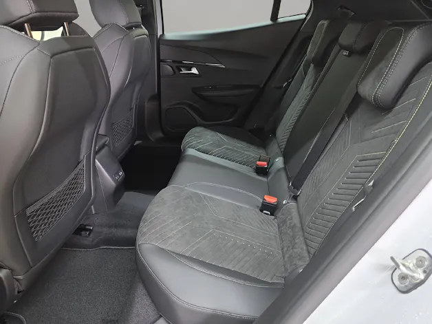 Peugeot 2008 1.2 PureTech 130 GT