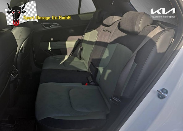 Vehicle image 10 Vehicle image 10