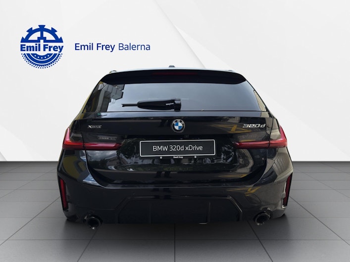 Vehicle image BMW 3 SERIES