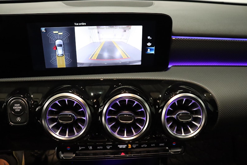 Vehicle image MERCEDES-BENZ A 180