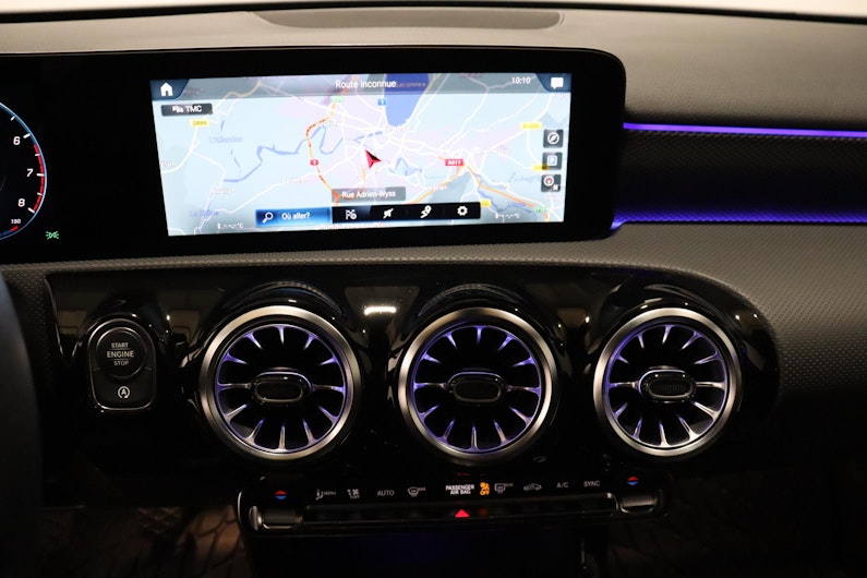 Vehicle image MERCEDES-BENZ A 180