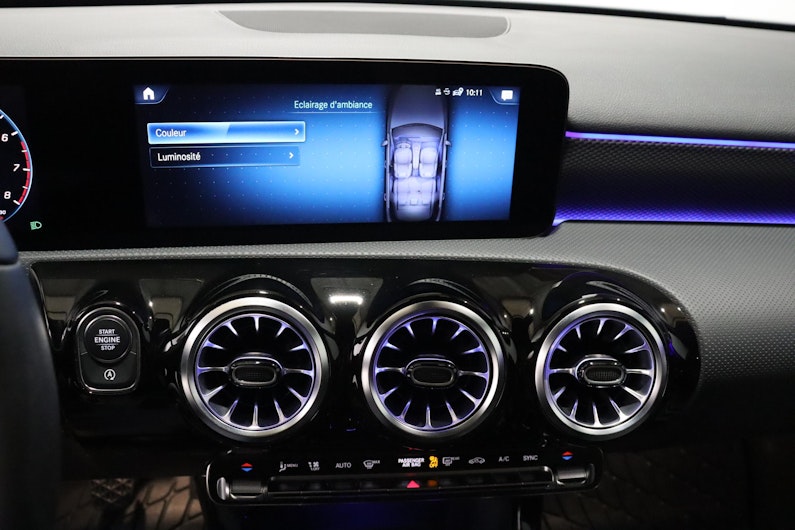 Vehicle image MERCEDES-BENZ A 180