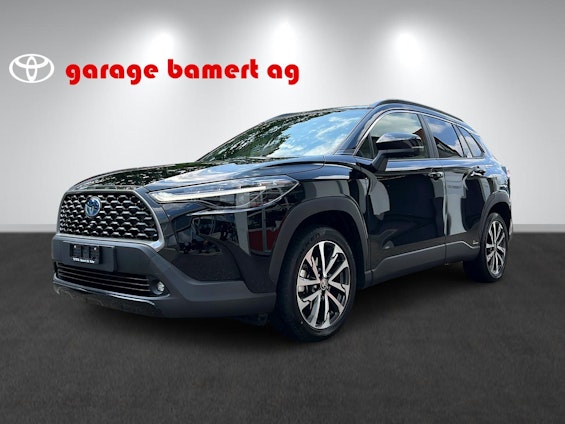 First vehicle image