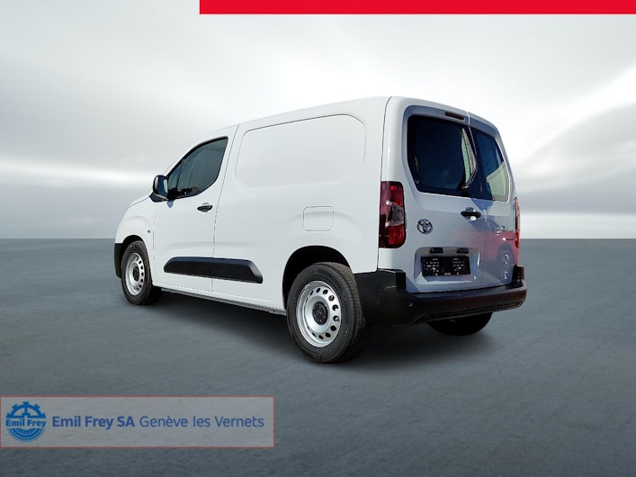 Vehicle image TOYOTA PROACE CITY