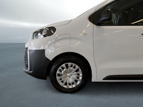 Vehicle image TOYOTA PROACE Van L2 75KWh Advanced