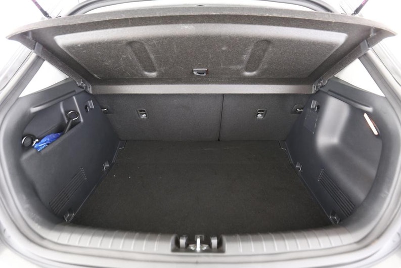 Vehicle image KIA STONIC