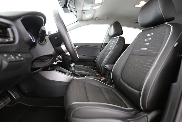 Vehicle image 2 Vehicle image 2