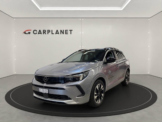 First vehicle image