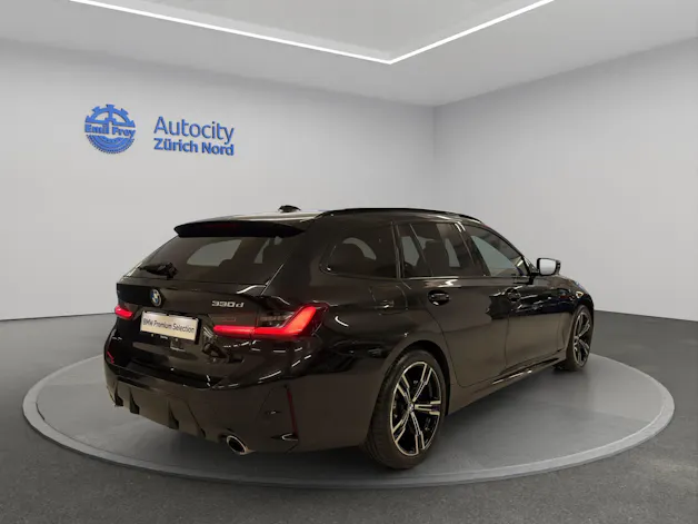 BMW 330d xDrive 48V Touring