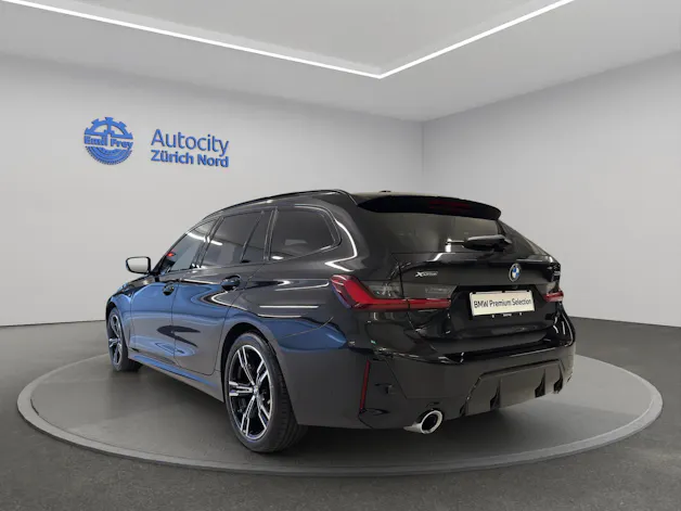 BMW 330d xDrive 48V Touring