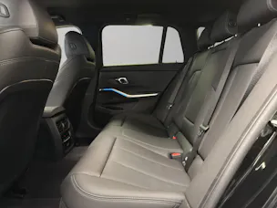 BMW 330d xDrive 48V Touring