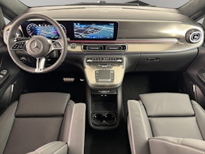 Vehicle image MERCEDES-BENZ V 300 d Swiss Ed. lang 4matic Van