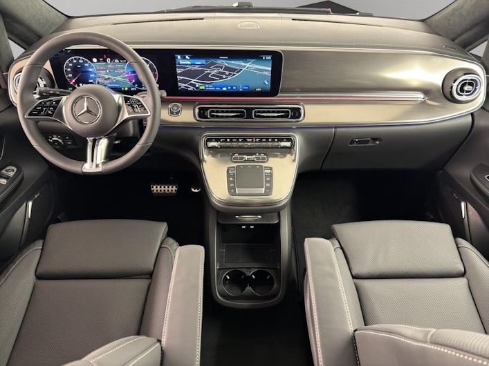 Vehicle image MERCEDES-BENZ V-CLASS