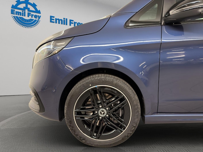 Vehicle image MERCEDES-BENZ V-CLASS