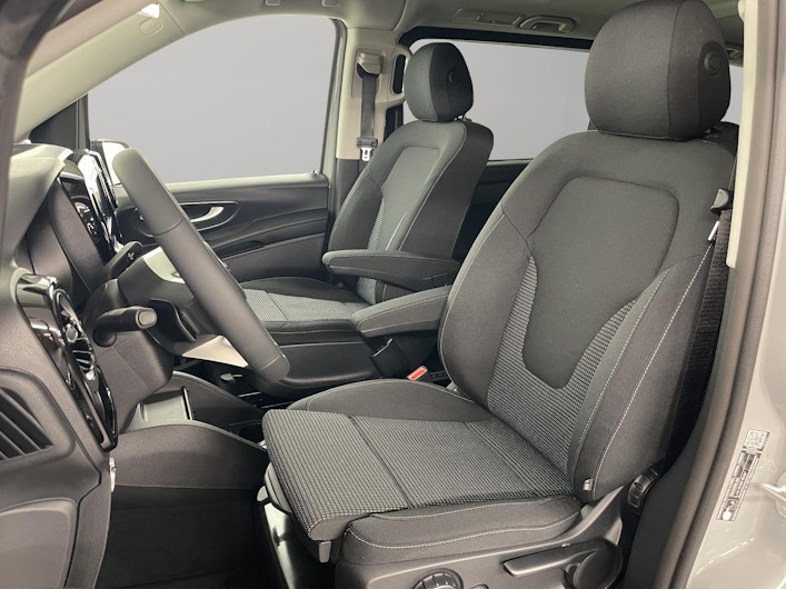 Vehicle image MERCEDES-BENZ VITO