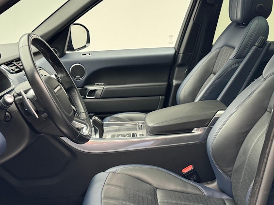 Vehicle image 2 Vehicle image 2