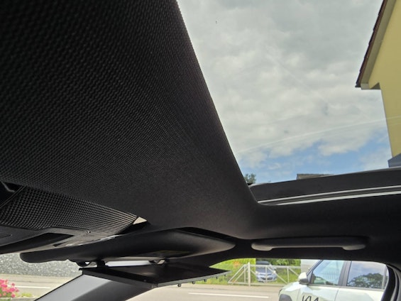 Vehicle image 10 Vehicle image 10