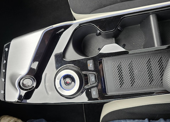 Vehicle image 13 Vehicle image 13