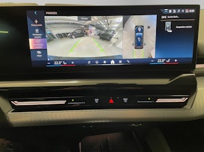 Vehicle image BMW 520d xDrive Touring