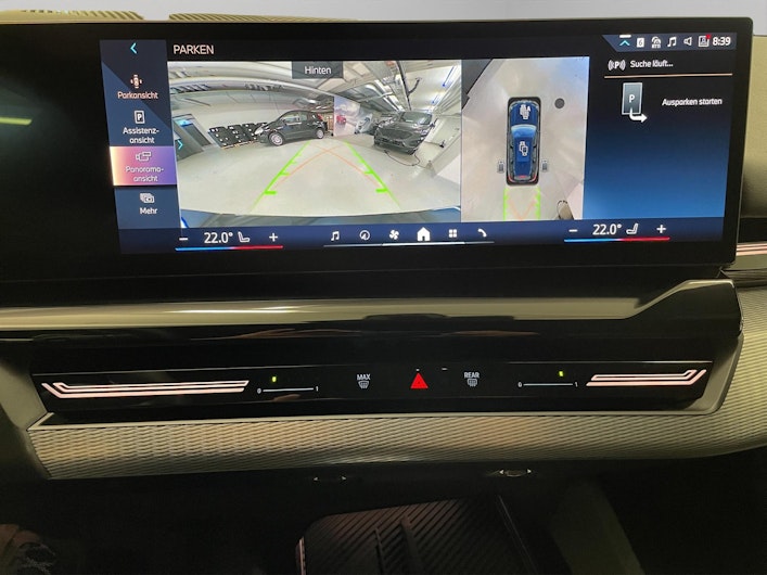 Vehicle image BMW 5 SERIES