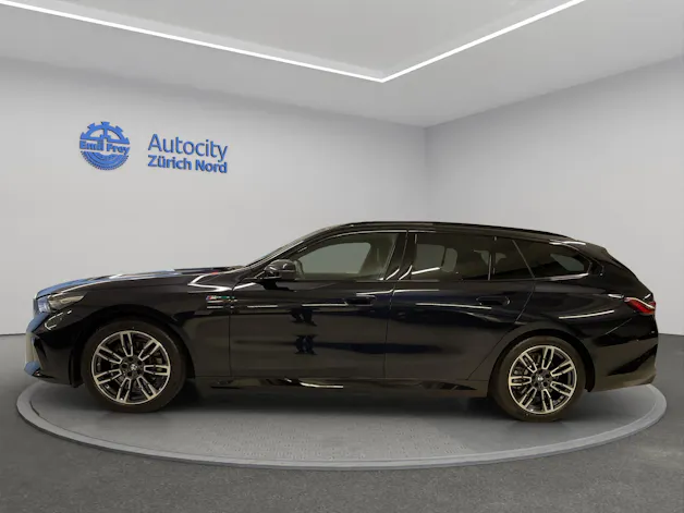 BMW 520d xDrive 48V Touring