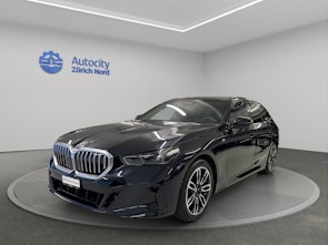 Vehicle image BMW 520d xDrive Touring