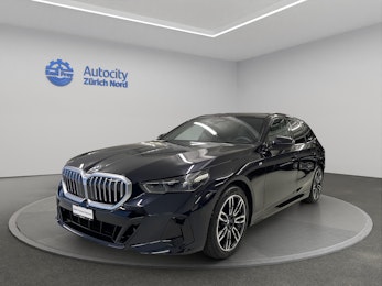 Vehicle image BMW 520d xDrive Touring