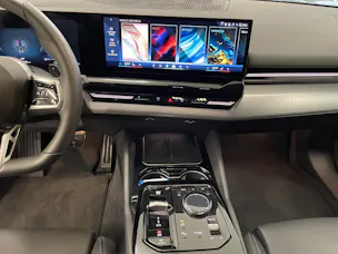 BMW 520d xDrive 48V Touring
