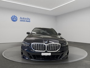 Vehicle image BMW 520d xDrive Touring