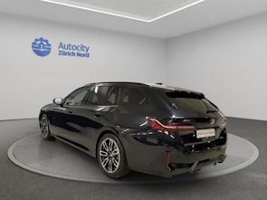 Vehicle image BMW 520d xDrive Touring