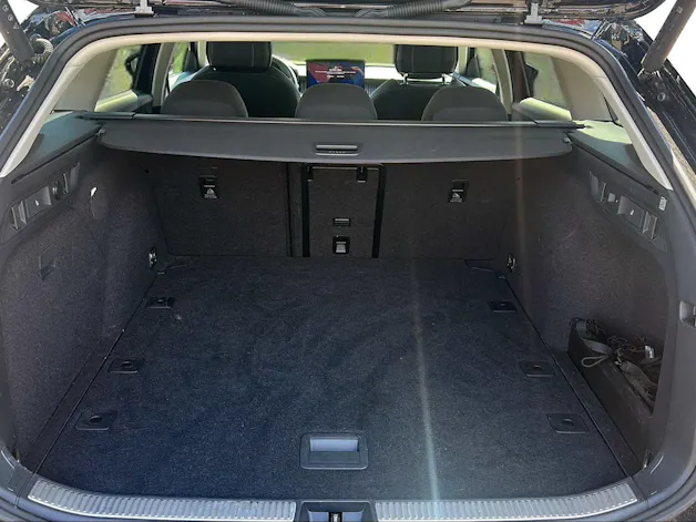 Škoda Superb Combi 2.0 TDi Selection DSG