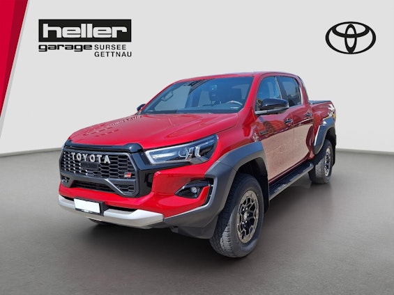 First vehicle image