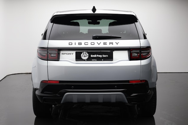 Vehicle image 18