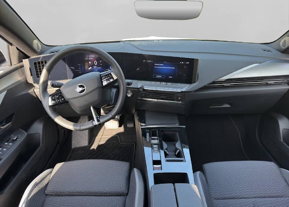 Vehicle image 6 Vehicle image 6