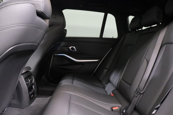 BMW 330d xDrive SAG Touring 3