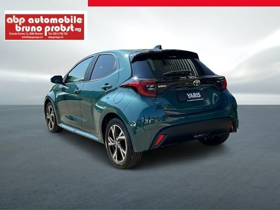 Vehicle image 8