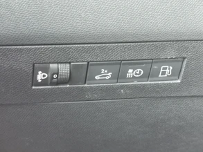https://vehicle.imgix.net/3914486/7af6f0f8-5649-43c4-a6c0-874471513274.jpg