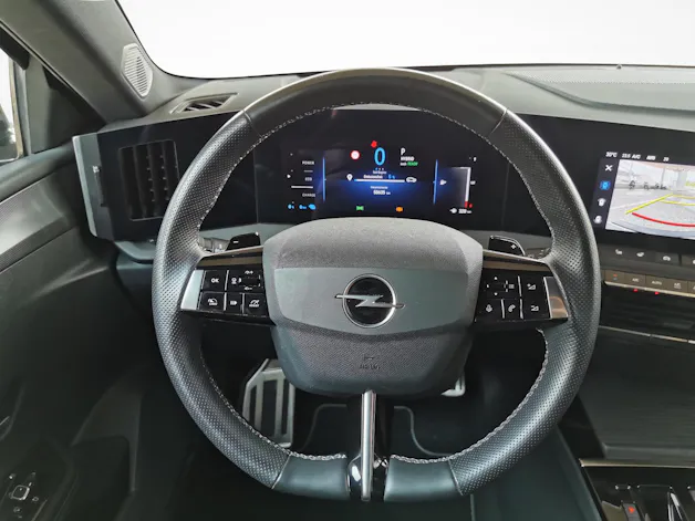 OPEL Astra Sports Tourer 1.6 T PHEV 180 Swiss Plus