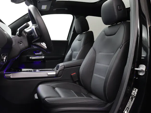 MERCEDES-BENZ GLB 220 d AMG Line 4matic