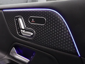 https://vehicle.imgix.net/3914547/a7bda171-a2ed-4aa9-8845-c976830831cc.JPG