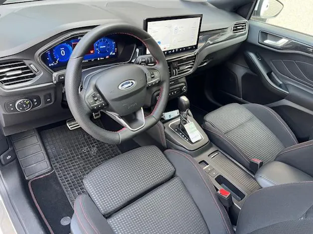 Ford Focus Station Wagon 1.0i EcoB Hybrid 155 ST-Line