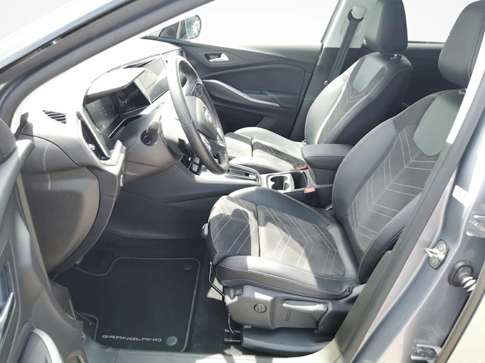 Fahrzeugbild OPEL GRANDLAND