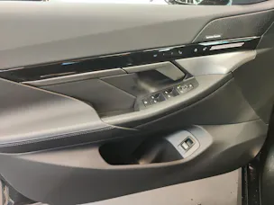 BMW 520d xDrive Touring/Attraktiven Leasingzinssatz ab 1,9 % bei Abschluss einer BMW Fahrzeugversicherung.