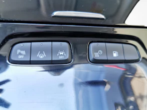 https://vehicle.imgix.net/3914594/e965b1d7-33d8-45a3-91e5-c38ab7d57ab9.jpg