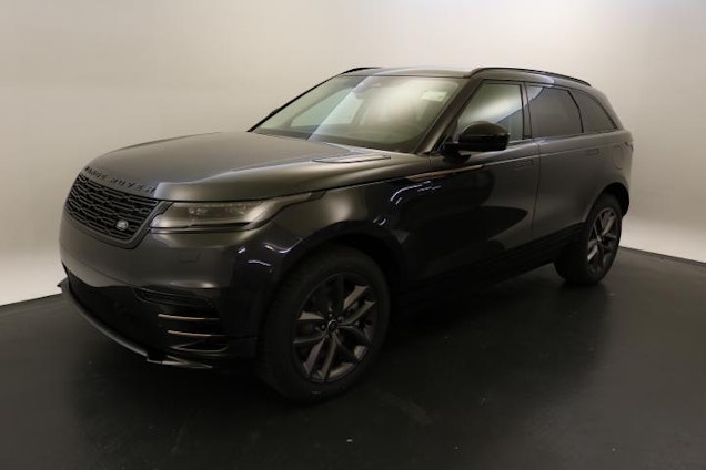 First vehicle image