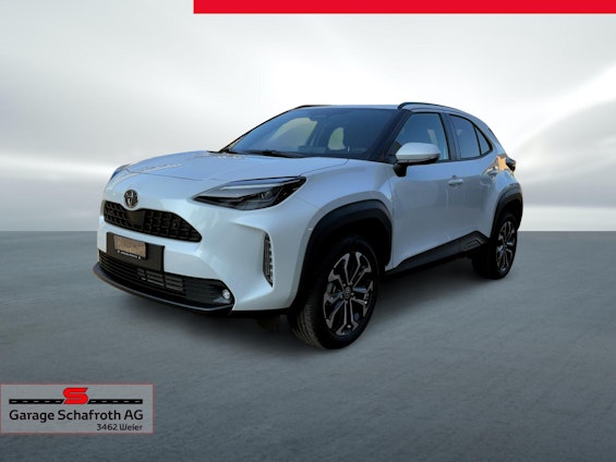 First vehicle image