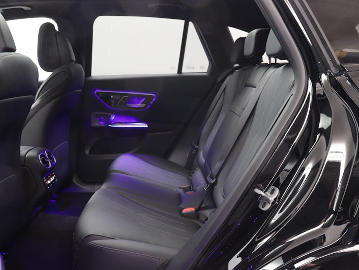 Vehicle image MERCEDES-BENZ GLC 200