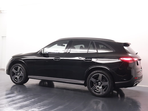 MERCEDES-BENZ GLC 200 AMG Line 4matic 3